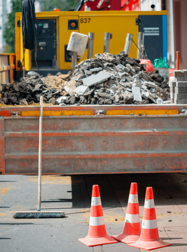 Извозване и изхвърляне на строителни отпадъци София 